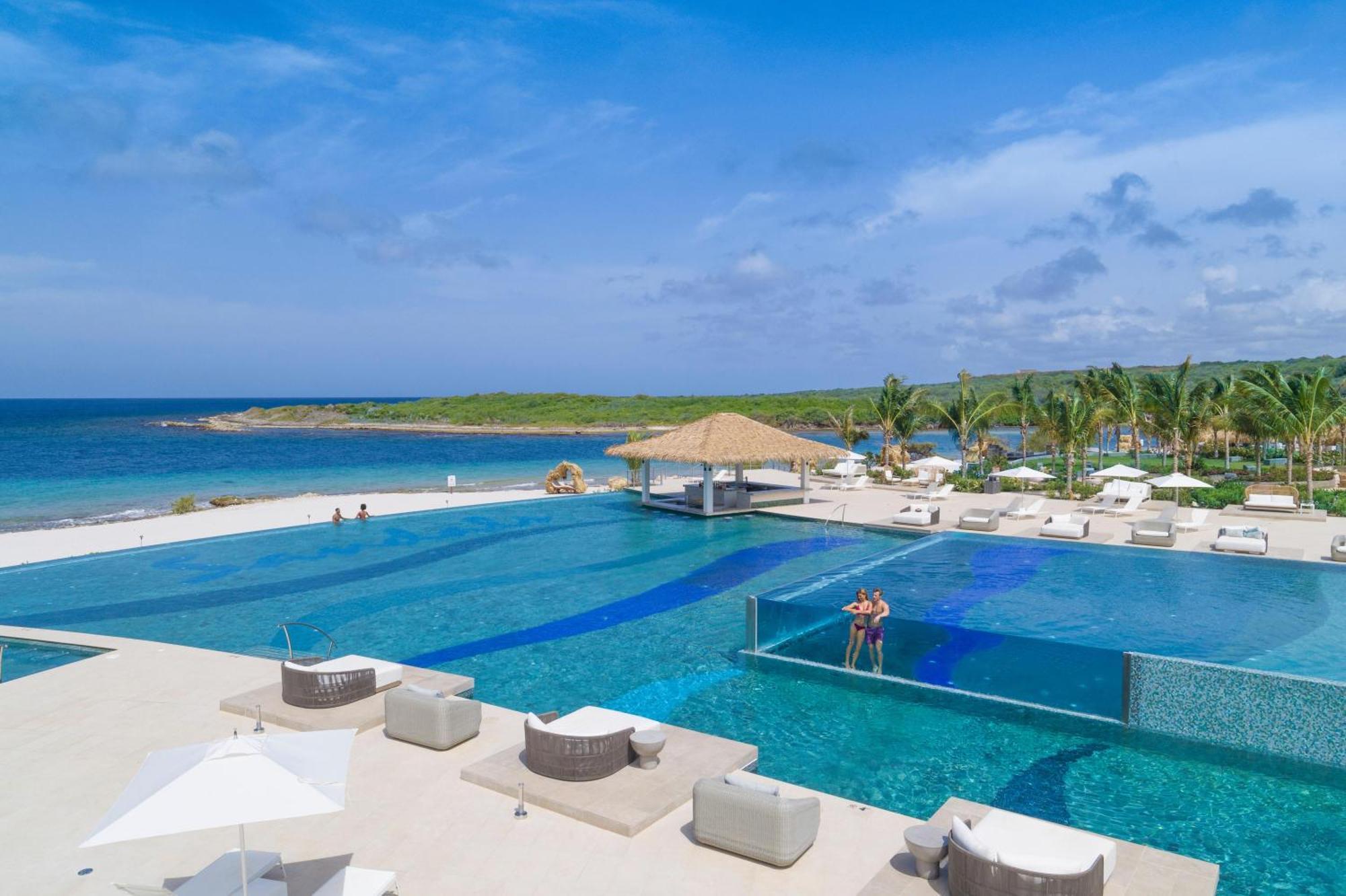 Sandals Royal Curacao All Inclusive Couples Only Nieuwpoort Bagian luar foto